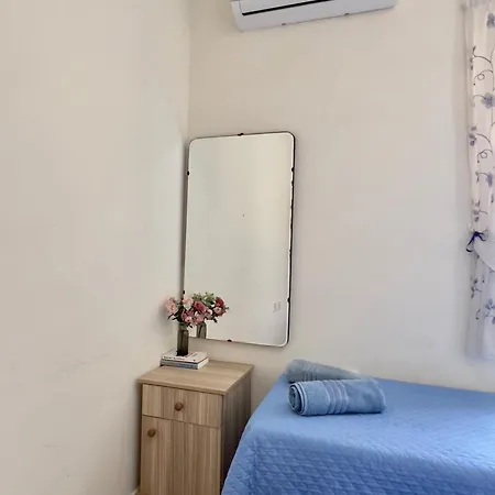 Perfectly Located For Valletta, Three Cities & South Malta Апартаменты *