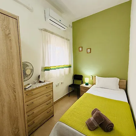 Perfectly Located For Valletta, Three Cities & South Malta Apartamento Paola